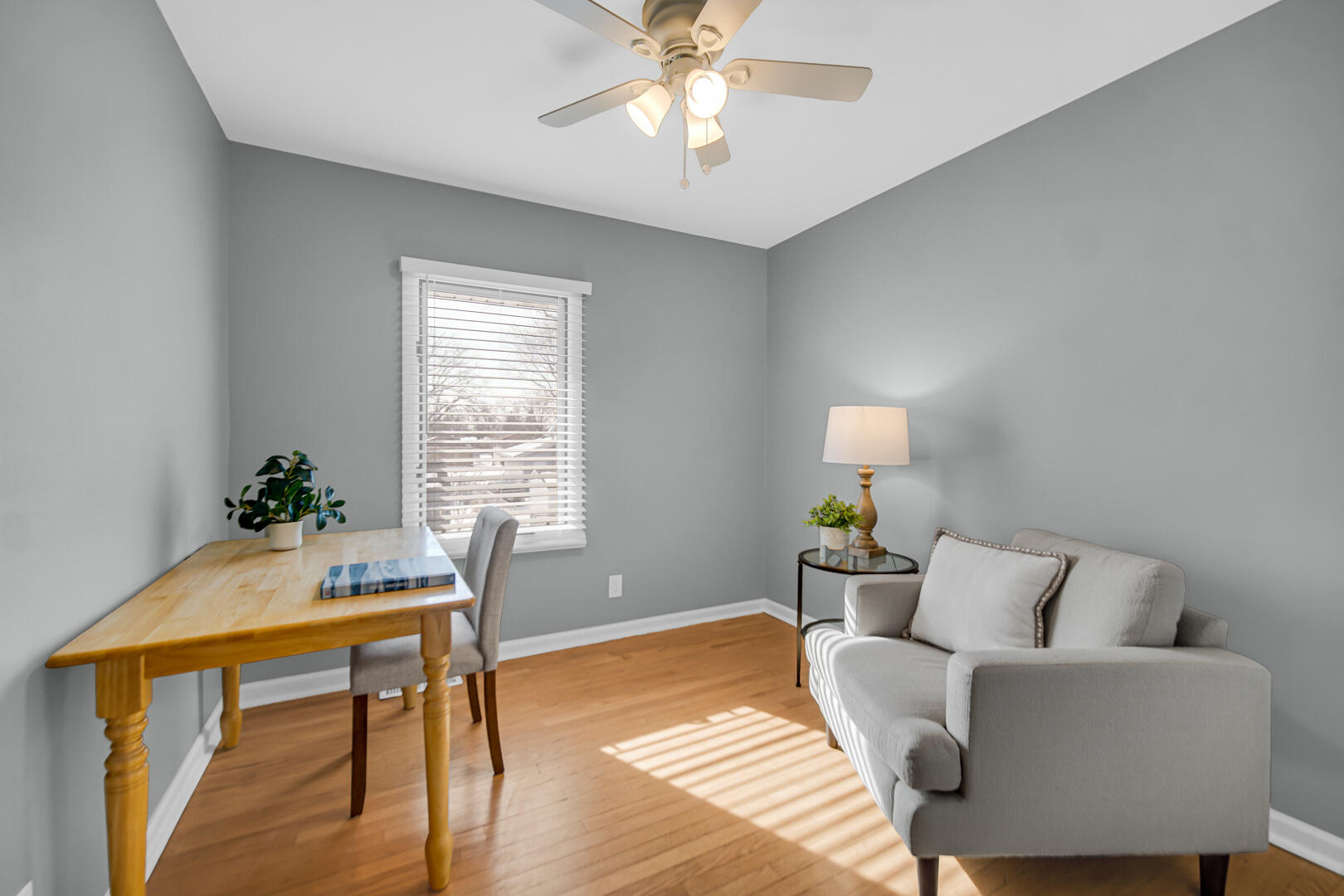 1515 West 94th Avenue Crown Point, IN 46307 - Photo 15 of 23 a living room with furniture and a table