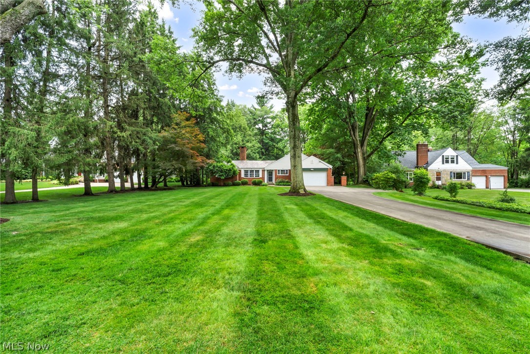 10906 Fitzwater Road Brecksville, OH 44141 - Photo 3 of 45