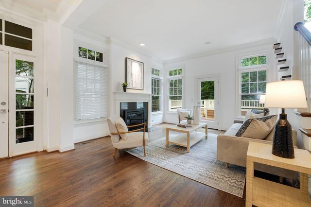 $2,225,000 | 2923 24th Road North, Arlington, VA 22207