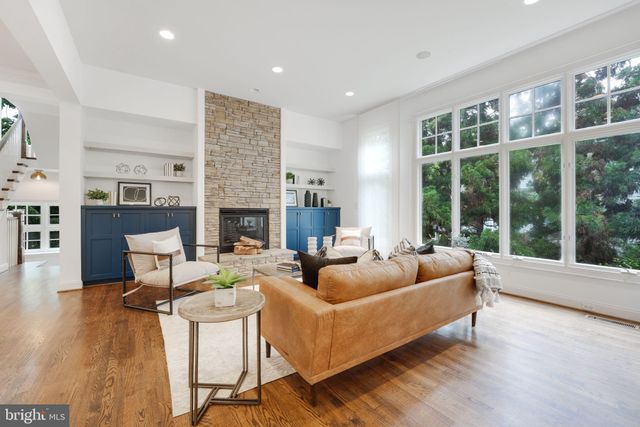 $2,225,000 | 2923 24th Road North, Arlington, VA 22207