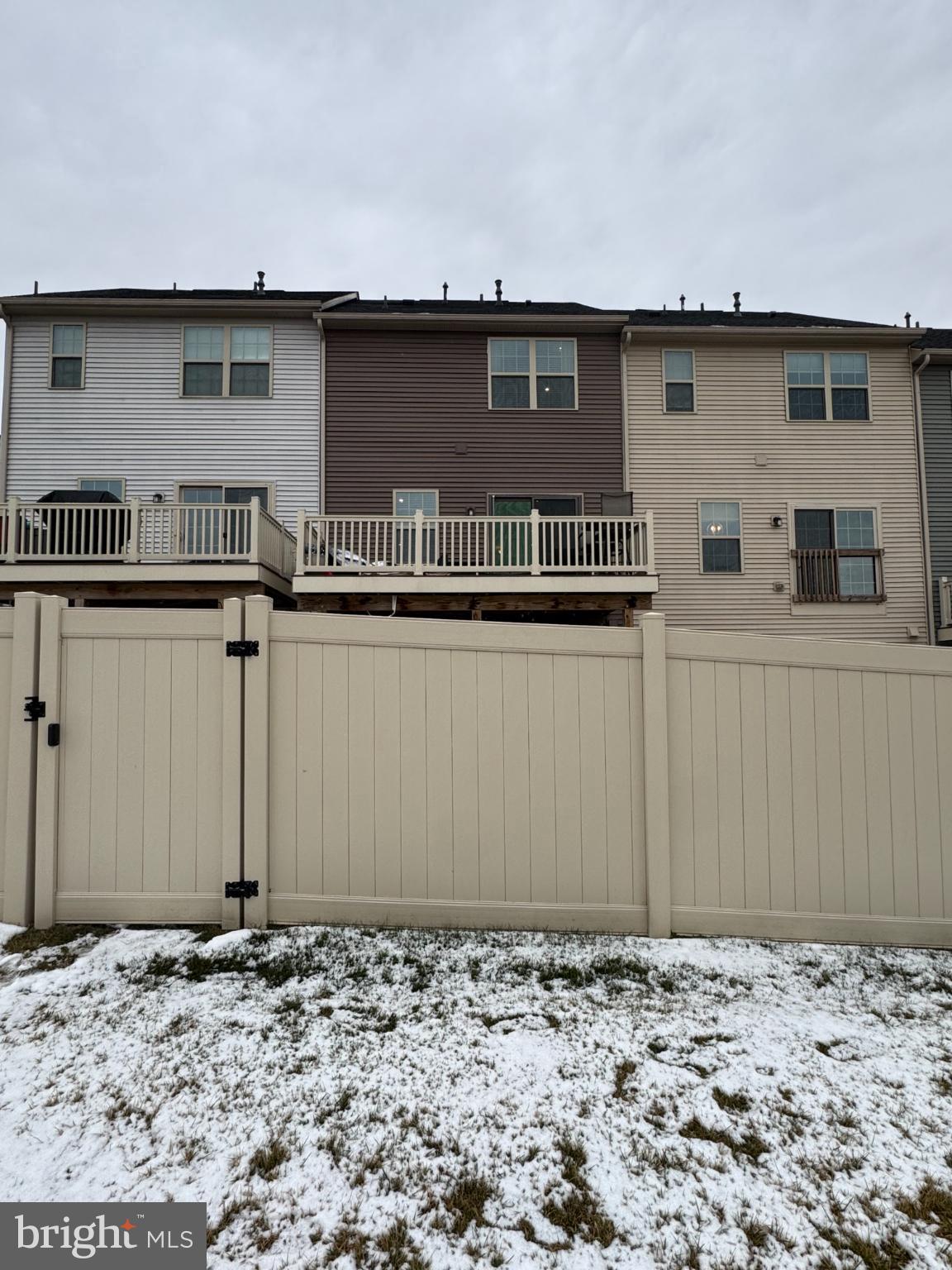 10706 Lamoka Lane New Market, MD 21774 - Photo 27 of 27 a close view of a stove