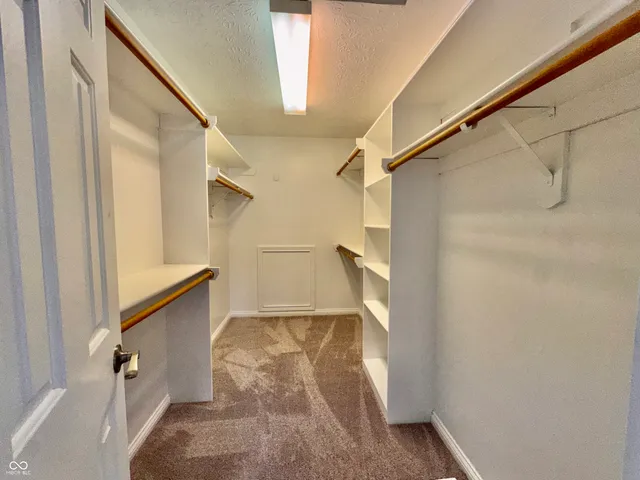 $639,000 | 11458 Sutton Pl Drive West, Carmel, IN 46032