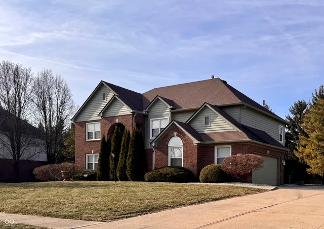 $639,000 | 11458 Sutton Pl Drive West, Carmel, IN 46032