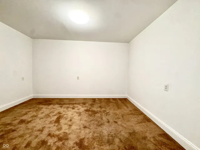 $639,000 | 11458 Sutton Pl Drive West, Carmel, IN 46032