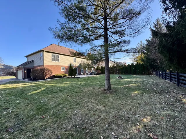 $639,000 | 11458 Sutton Pl Drive West, Carmel, IN 46032