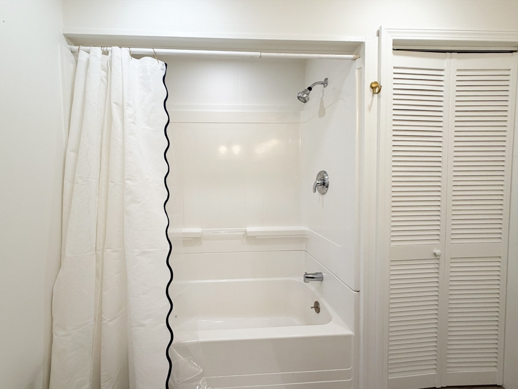 98 Ebony Street Fairhaven, MA 02719 - Photo 20 of 32