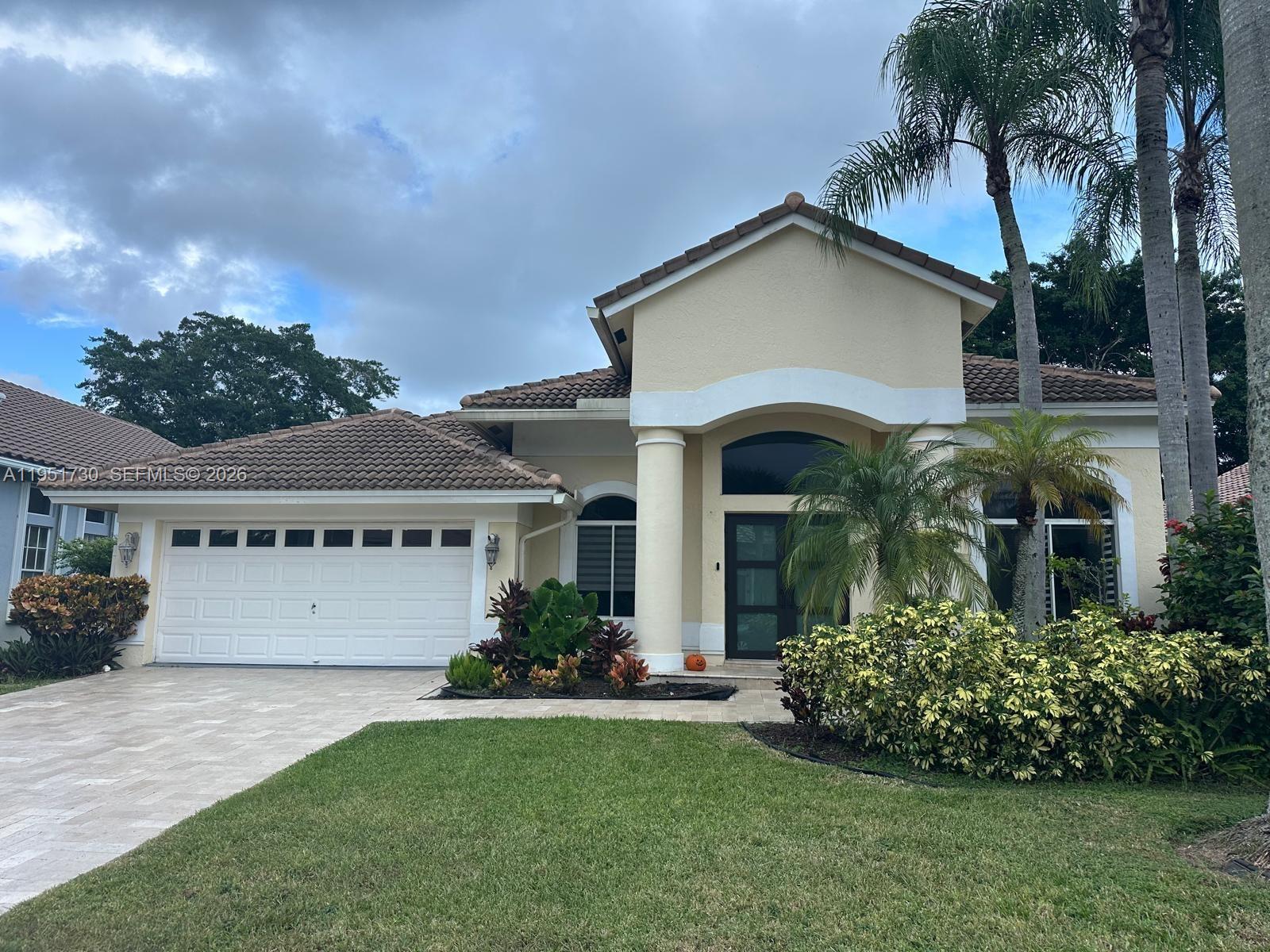 19922 Dinner Key Drive Boca Raton, FL 33498 - Photo 2 of 18