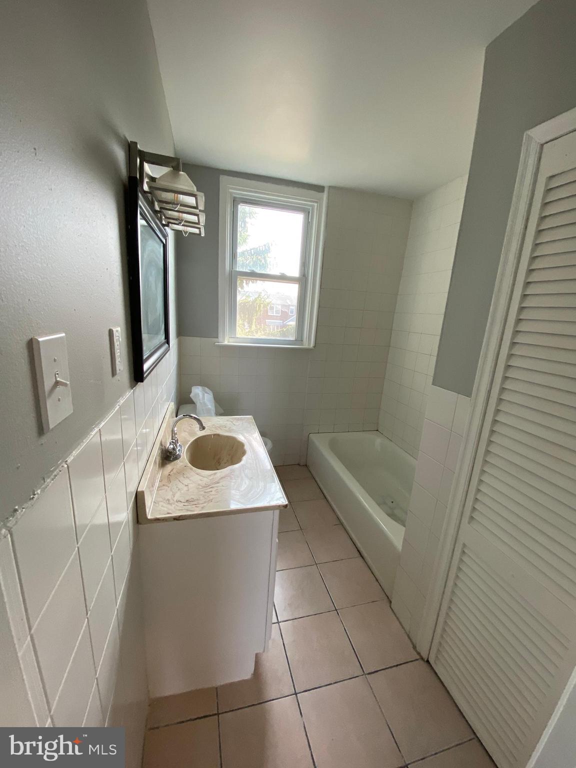 2620 Elbridge Street Philadelphia, PA 19149 - Photo 10 of 13