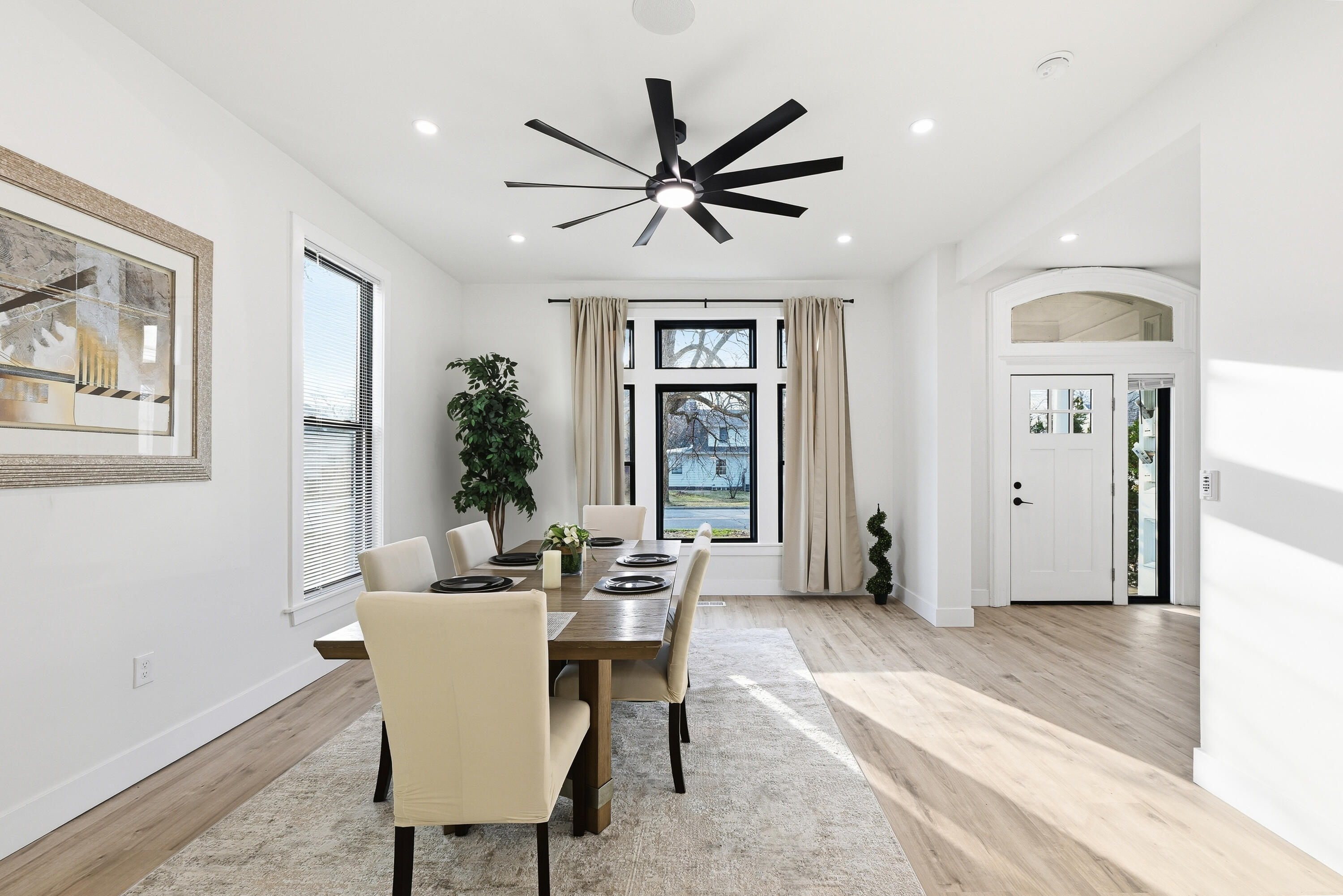 1136 Prairie Avenue Beloit, WI 53511 - Photo 6 of 35 DSC_ (7)