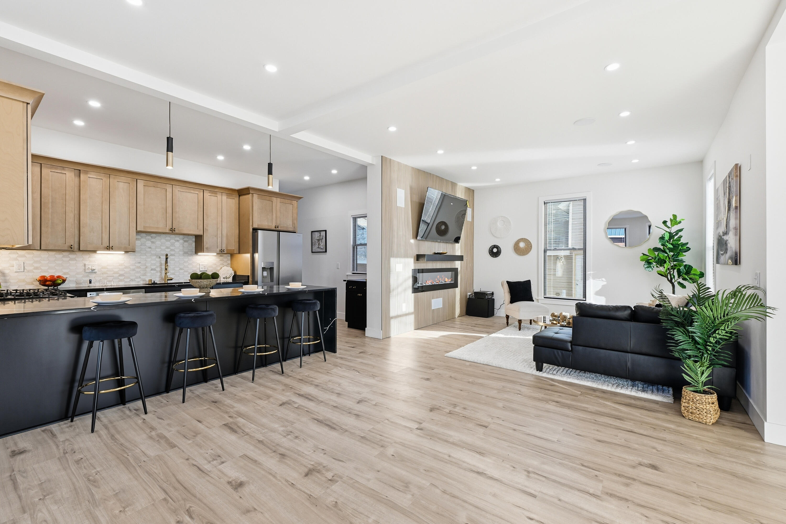 1136 Prairie Avenue Beloit, WI 53511 - Photo 8 of 35 DSC_ (9)