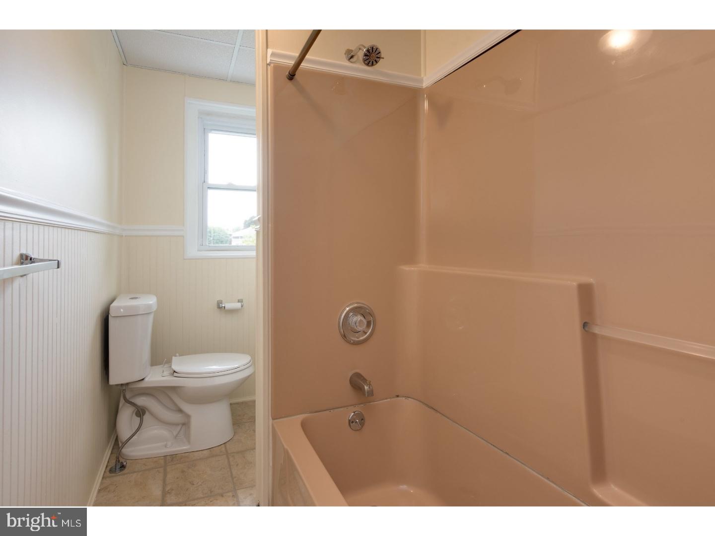 1021 New Holland Road Reading, PA 19607 - Photo 13 of 19 Bathroom