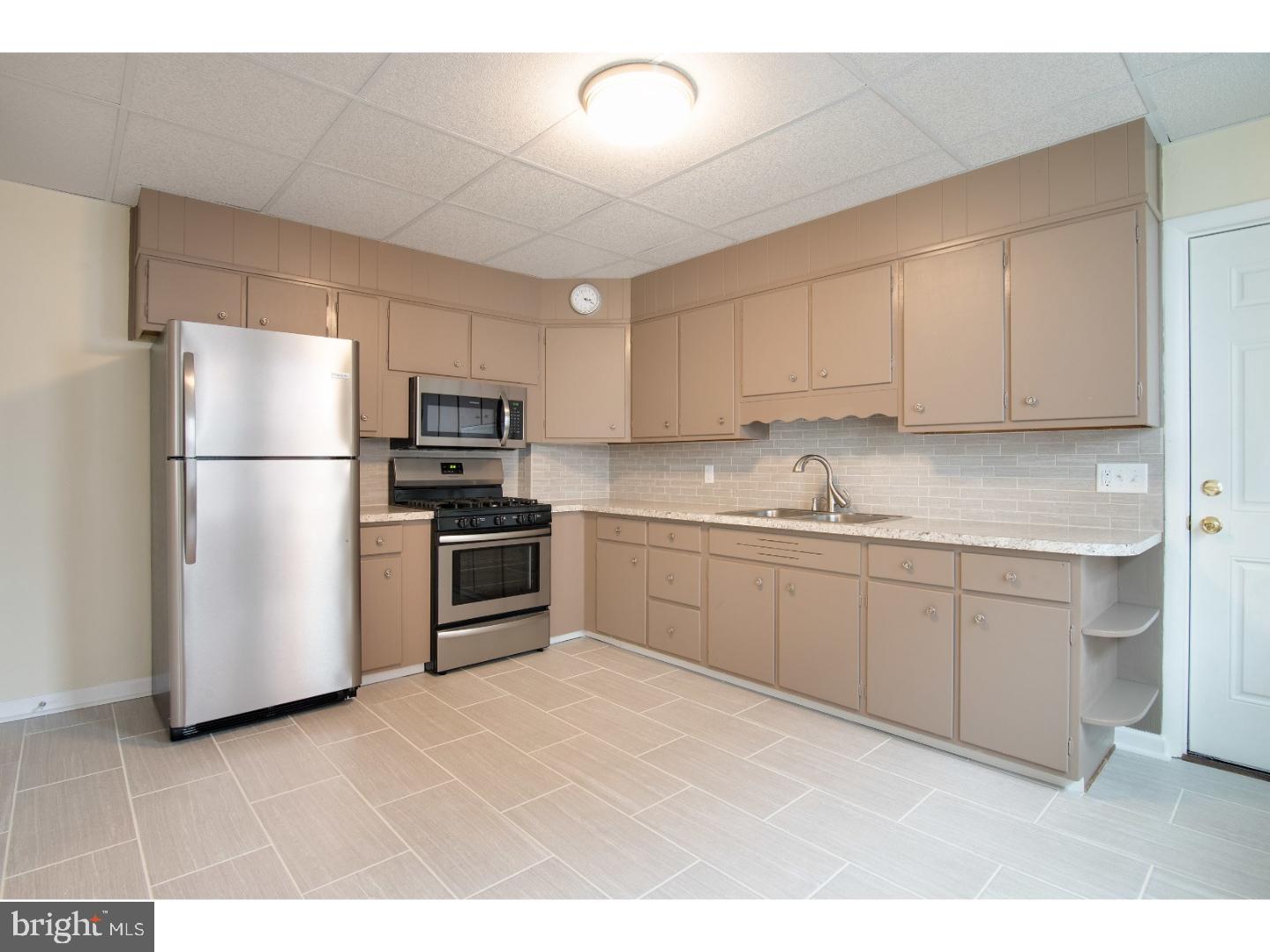 1021 New Holland Road Reading, PA 19607 - Photo 6 of 19 Kitchen