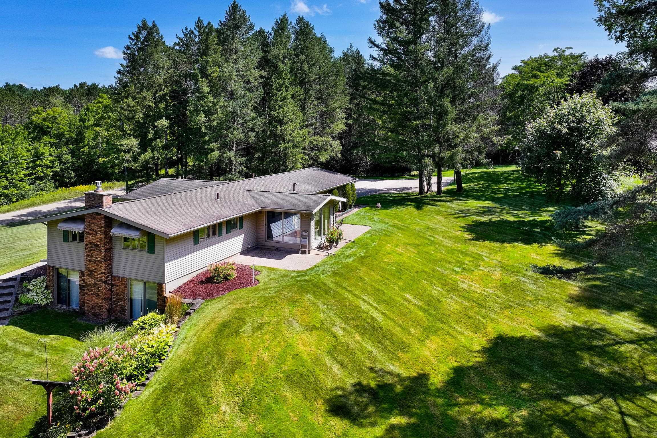 10080 East 50 Road Cadillac, MI 49601 - Photo 43 of 57