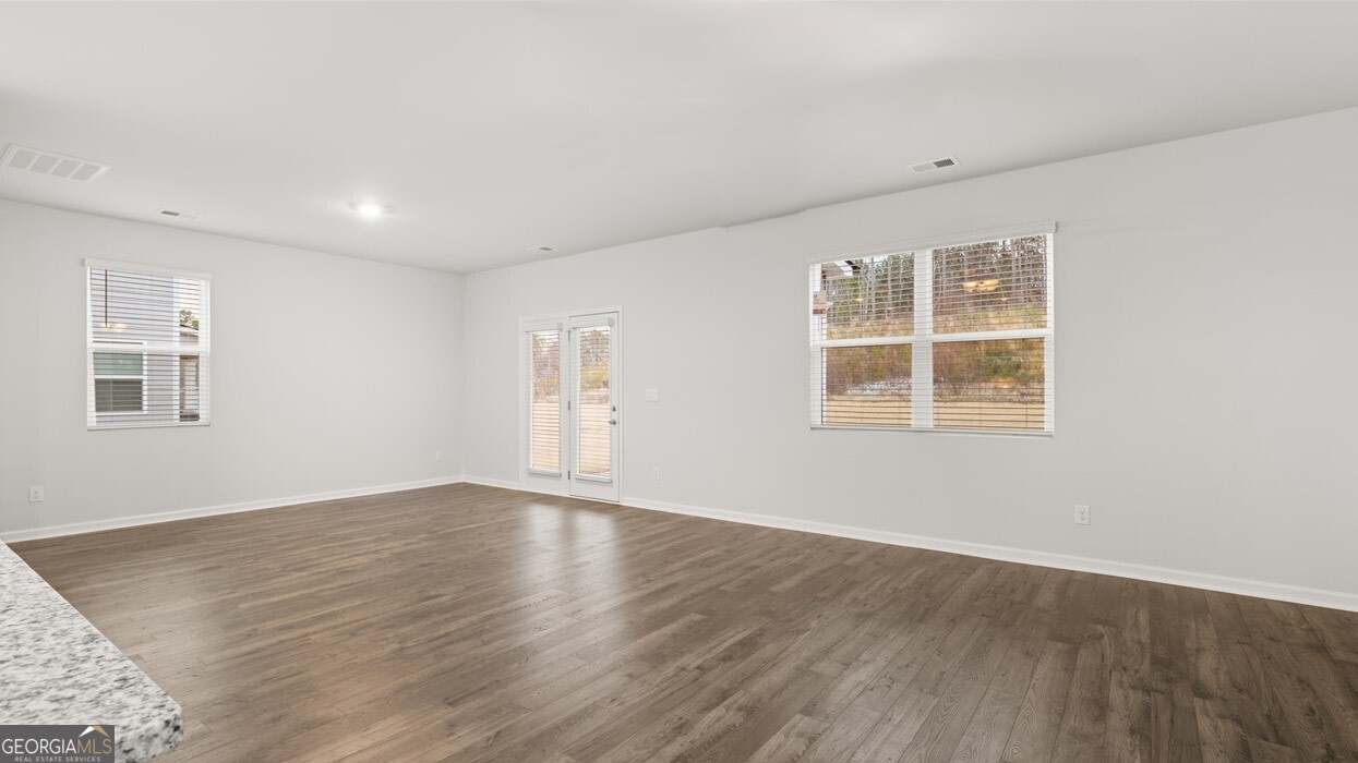 11974 Aukerman Way, Unit 128 Hampton, GA 30228 - Photo 4 of 26