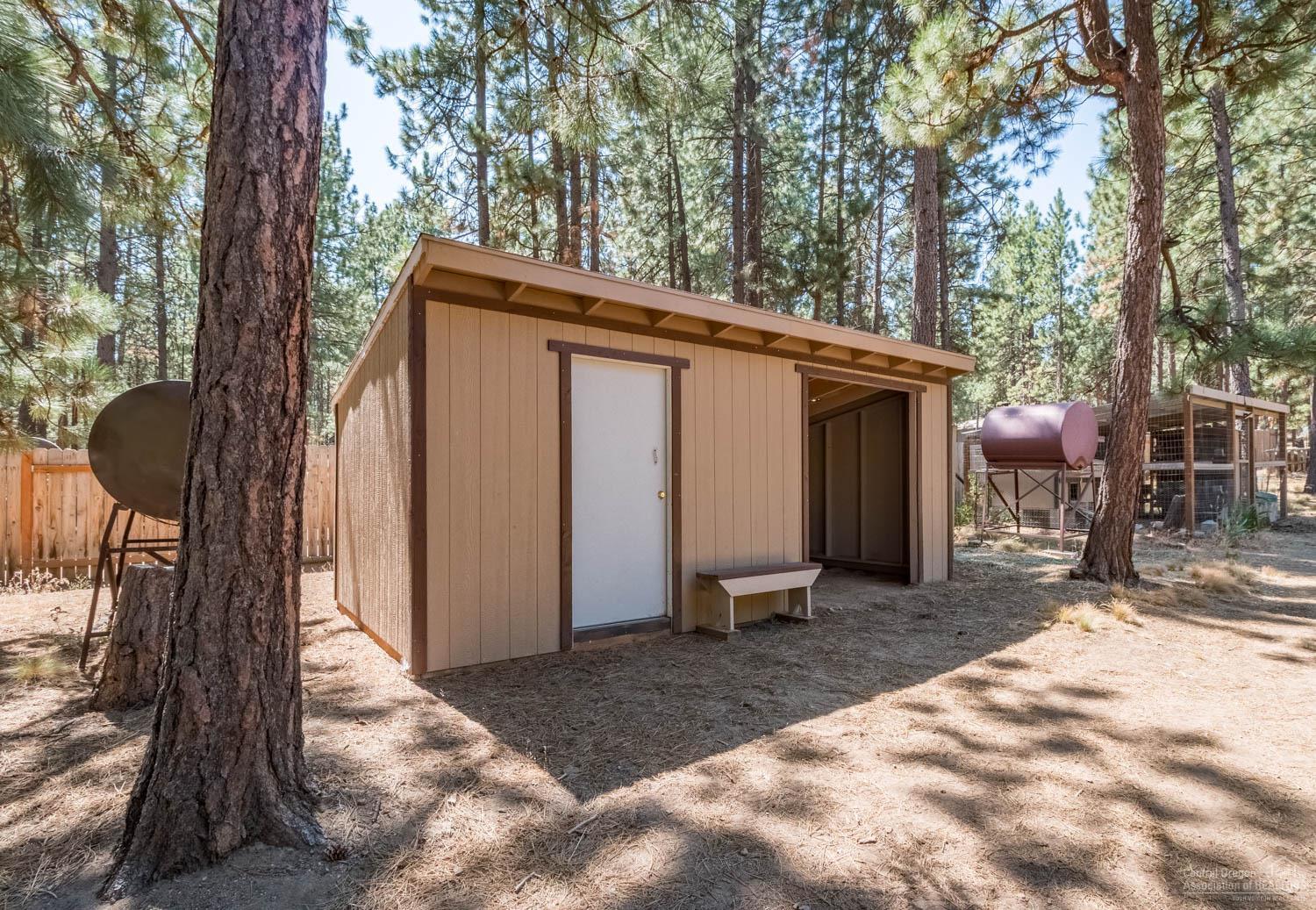19143 Kiowa Road Bend, OR 97702 - Photo 19 of 25 Gallery Image 19