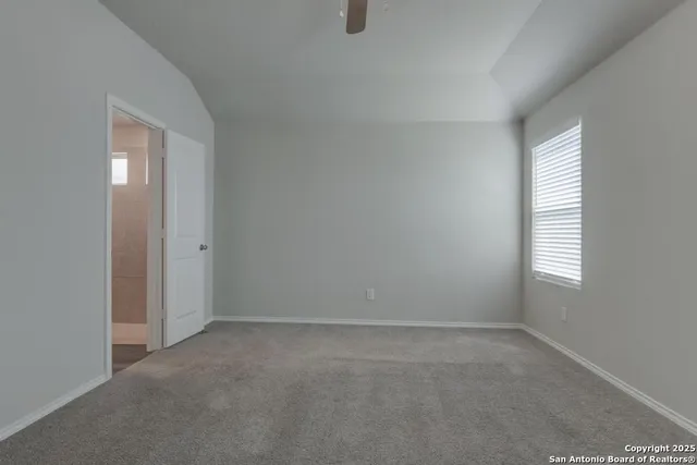 $1,695 | 242 Holland, Schertz, TX 78108