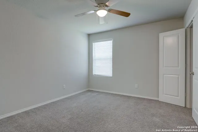 $1,695 | 242 Holland, Schertz, TX 78108