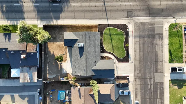 $409,950 | 394 West Ashcroft Avenue, Clovis, CA 93612