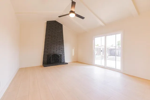 $409,950 | 394 West Ashcroft Avenue, Clovis, CA 93612