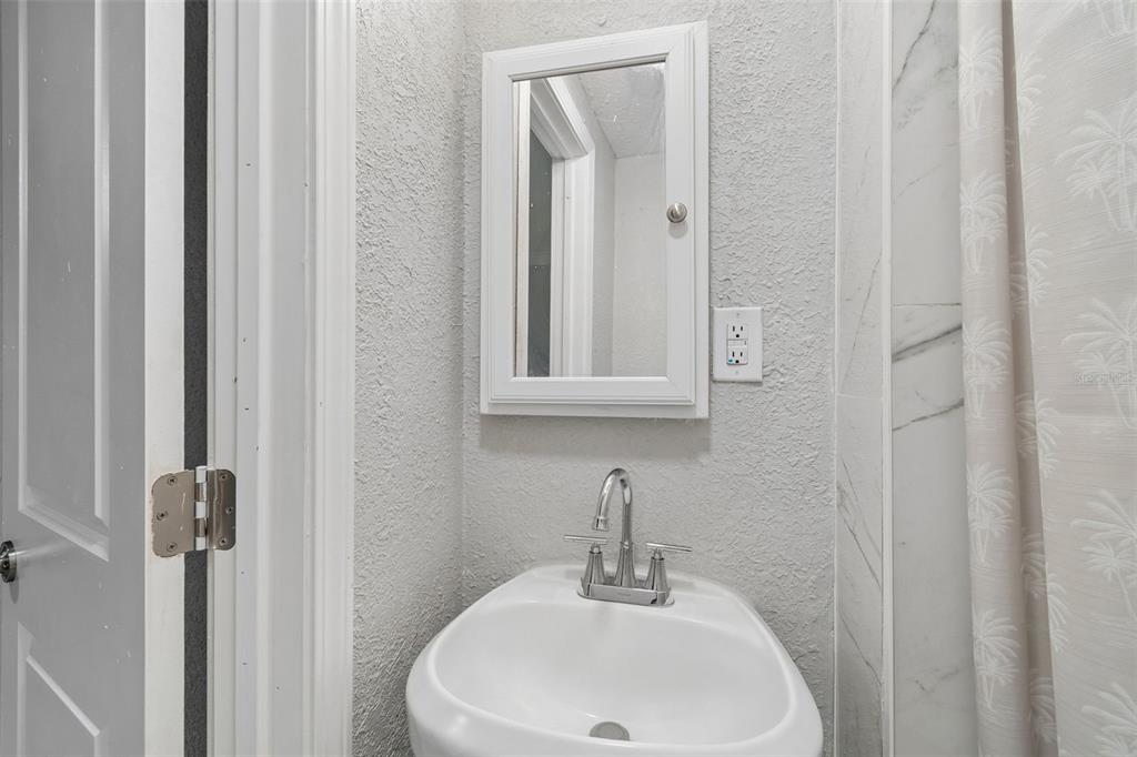 804 Valencia Road Plant City, FL 33563 - Photo 45 of 49 Gallery Image 45