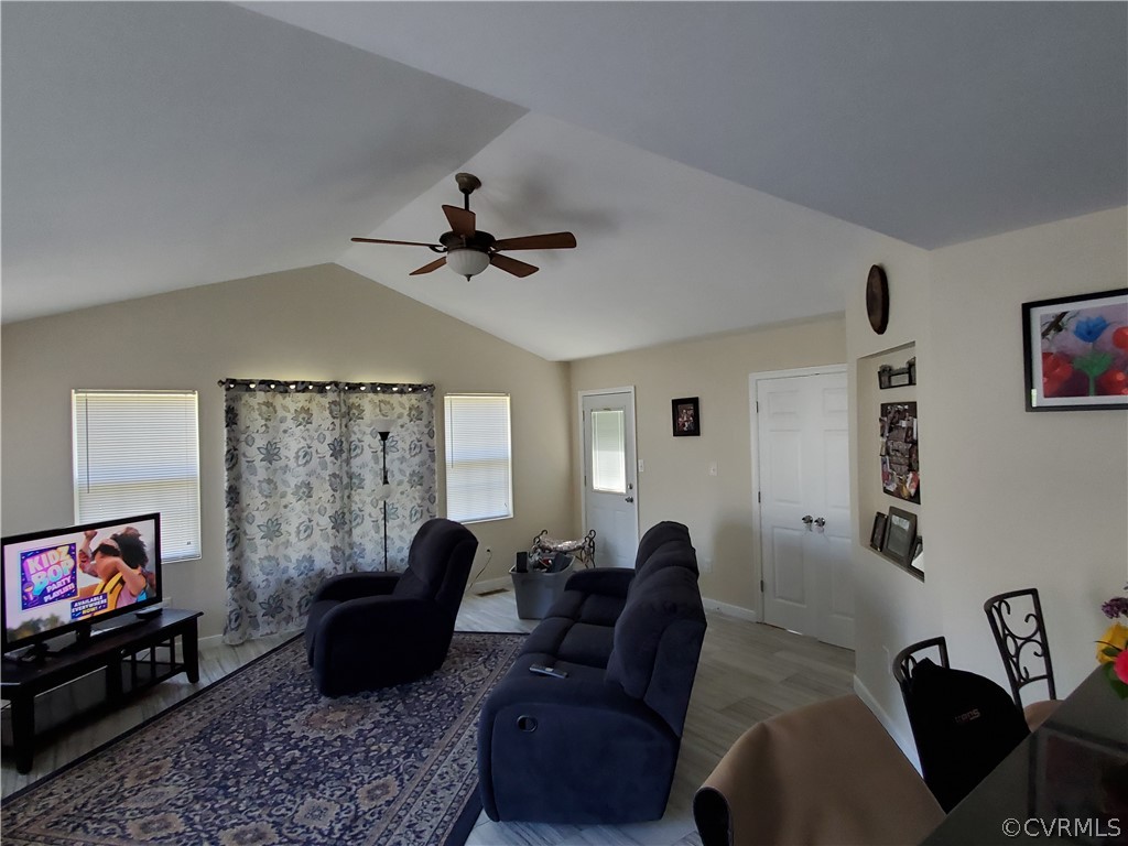 13627 North Enon Church Road Chester, VA 23836 - Photo 15 of 31 Gallery Image 15