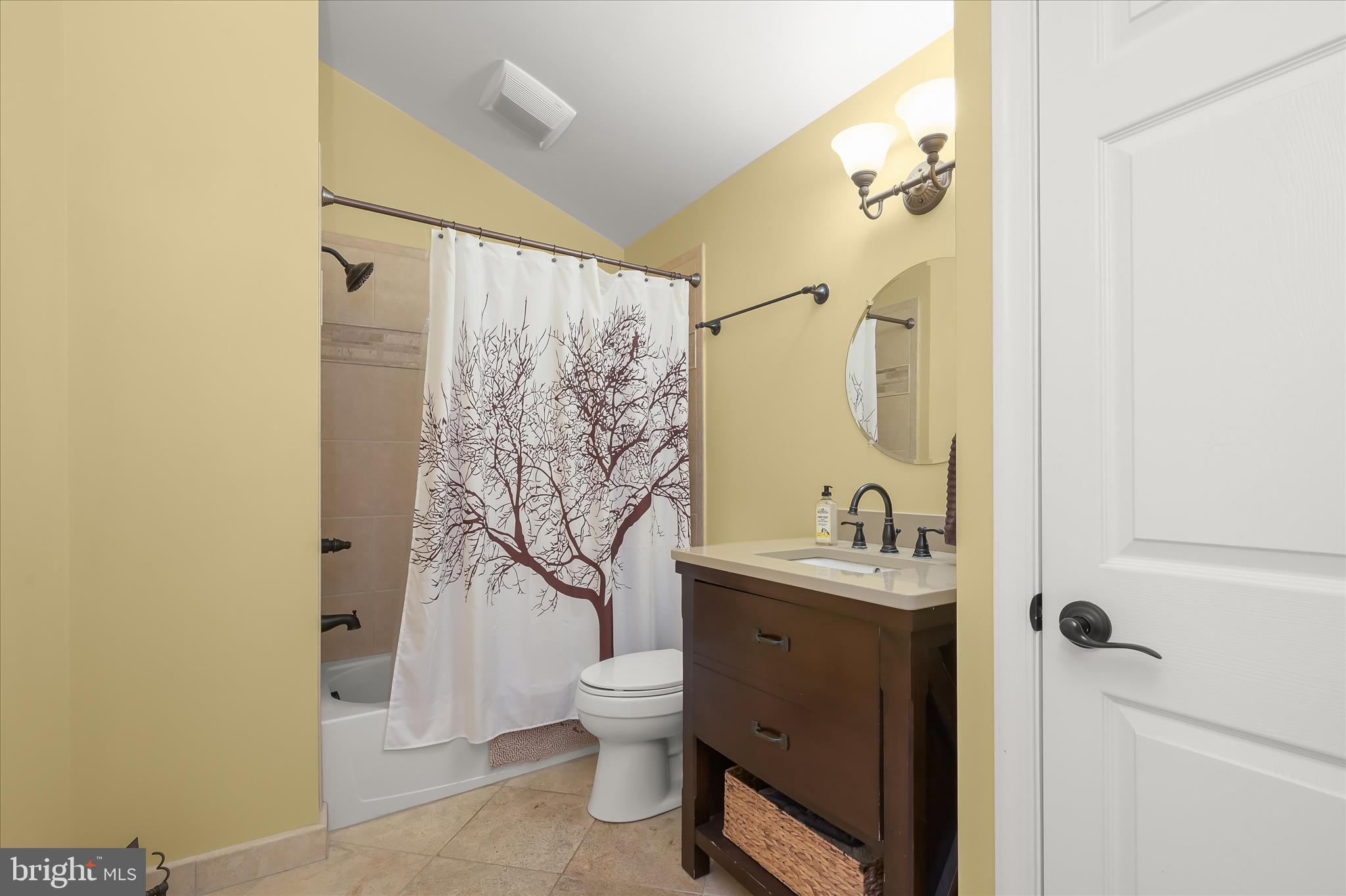6910 Pindell School Road Clarksville, MD 21029 - Photo 33 of 73 a bathroom with a sink toilet and shower