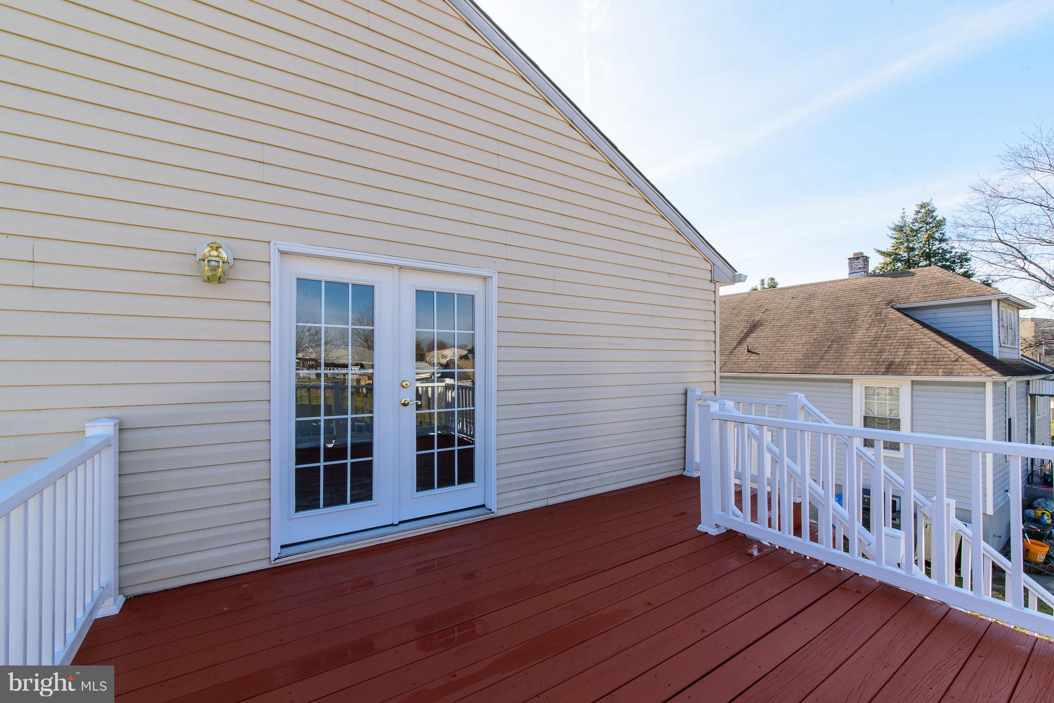 7402 Chesapeake Road Baltimore, MD 21220 - Photo 27 of 29 Deck