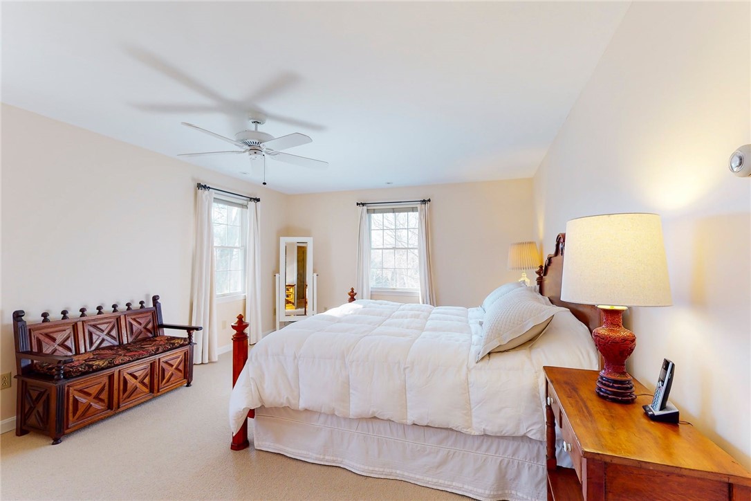 28 Wicklow Road Westerly, RI 02891 - Photo 23 of 44