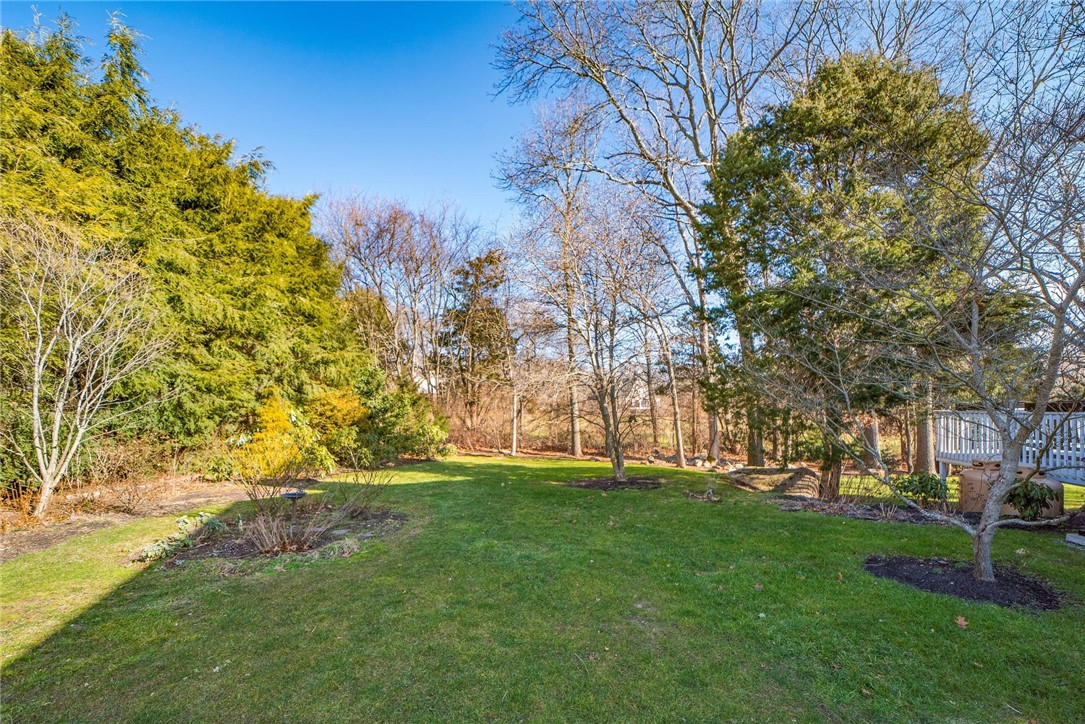 28 Wicklow Road Westerly, RI 02891 - Photo 38 of 44
