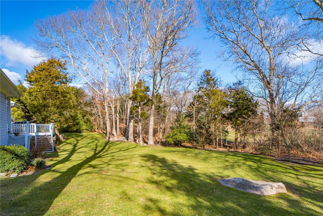28 Wicklow Road Westerly, RI 02891 - Photo 39 of 44