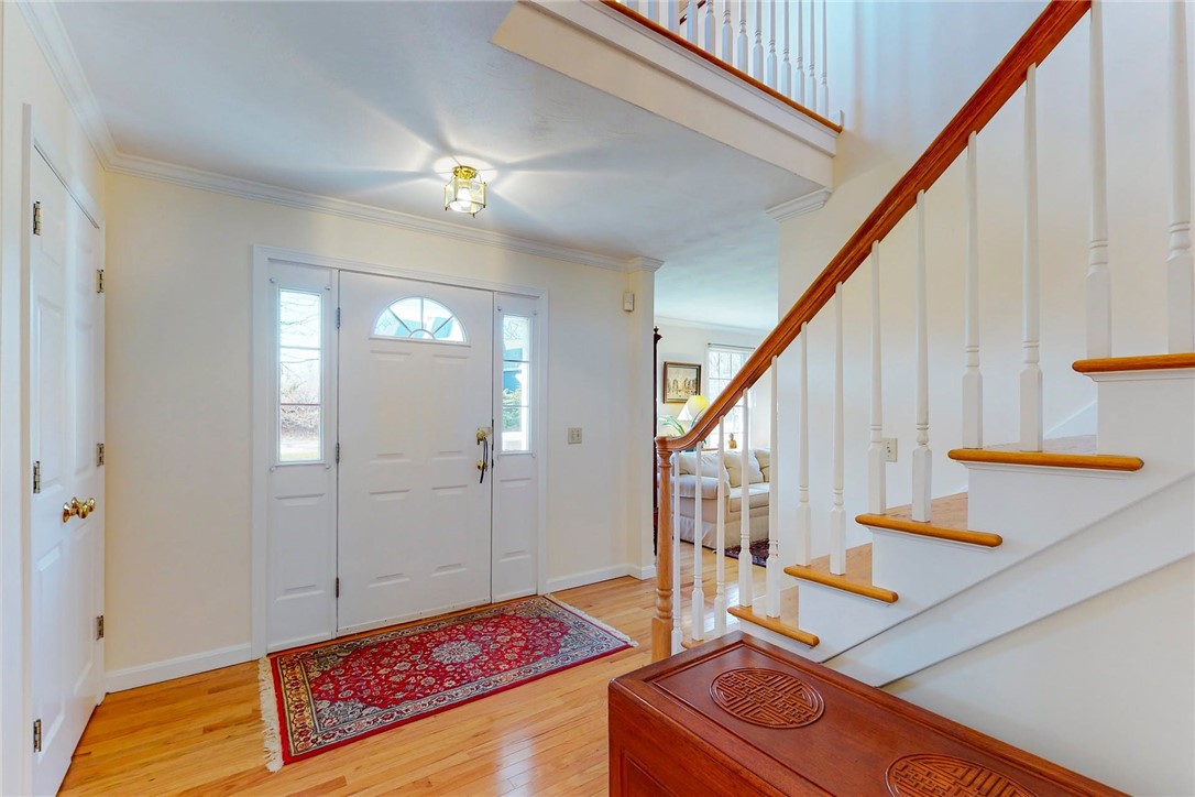 28 Wicklow Road Westerly, RI 02891 - Photo 6 of 44