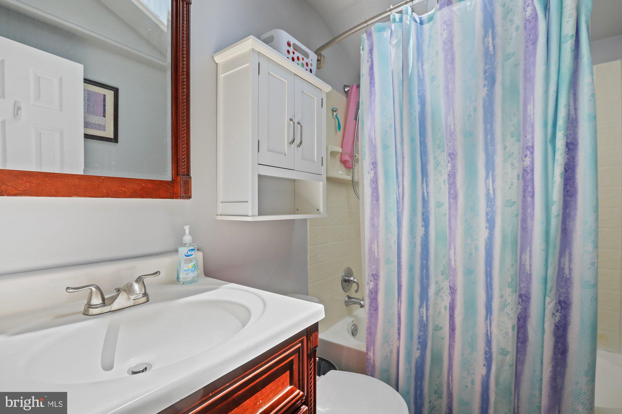 32 Ironwood Road Levittown, PA 19057 - Photo 23 of 34 2nd Floor Hall bath