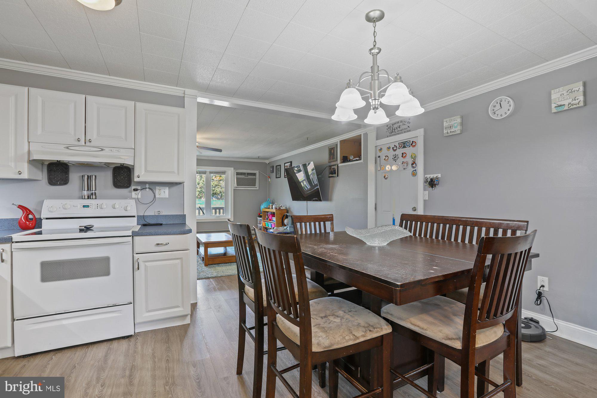 32 Ironwood Road Levittown, PA 19057 - Photo 9 of 34