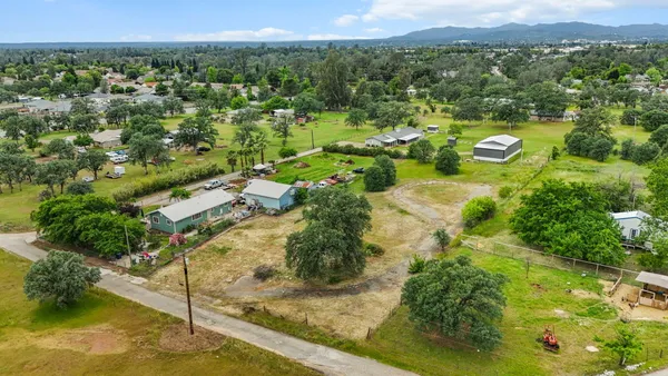 $69,000 | 1222 Modoc Lane, Redding, CA 96003