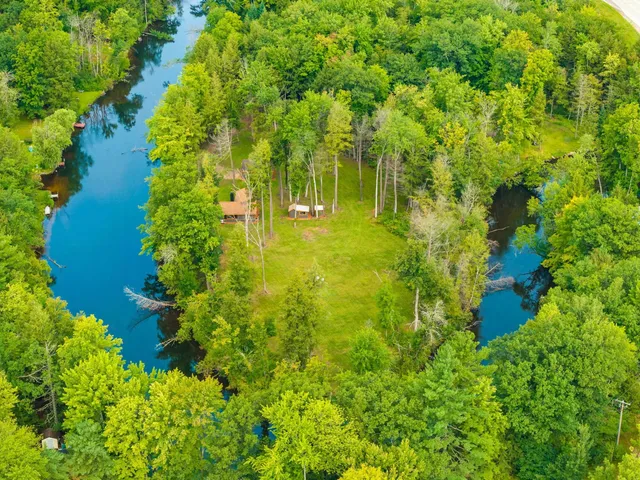 $268,900 | 12409 Poquette Lane, Suring, WI 54174