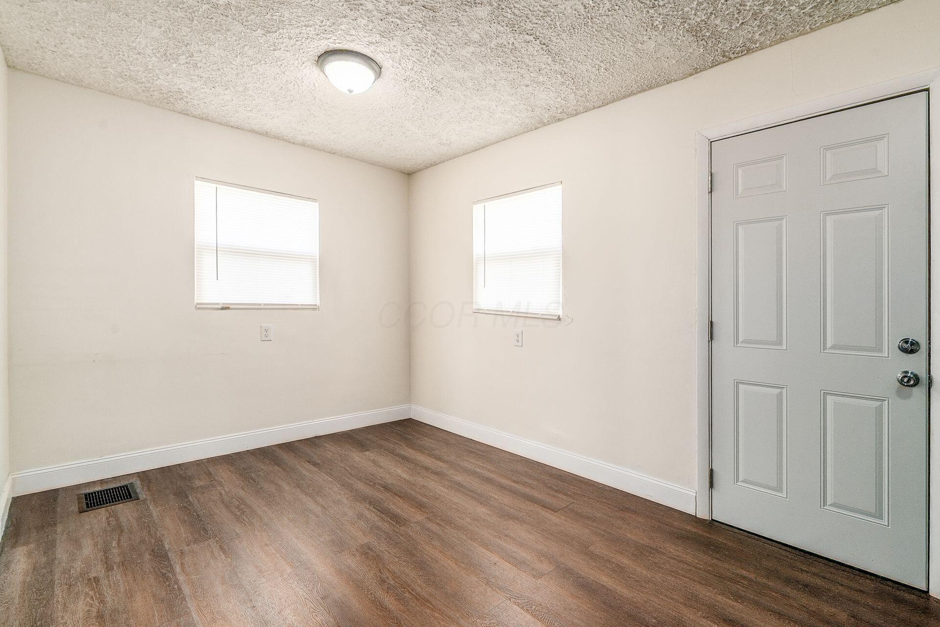 804 Berkeley Road Columbus, OH 43205 - Photo 11 of 12 022__R 804 Berkeley Rd 00019