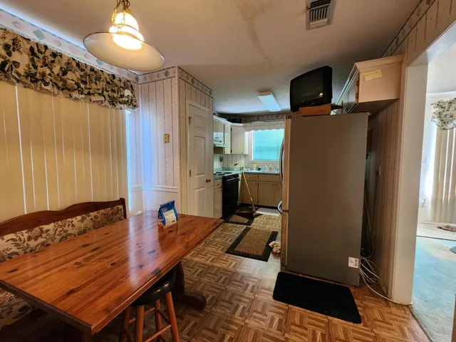 $269,000 | 413 Bridgewater Court, Mary Esther, FL 32569