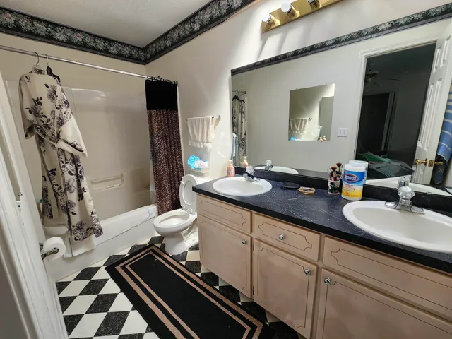 $269,000 | 413 Bridgewater Court, Mary Esther, FL 32569