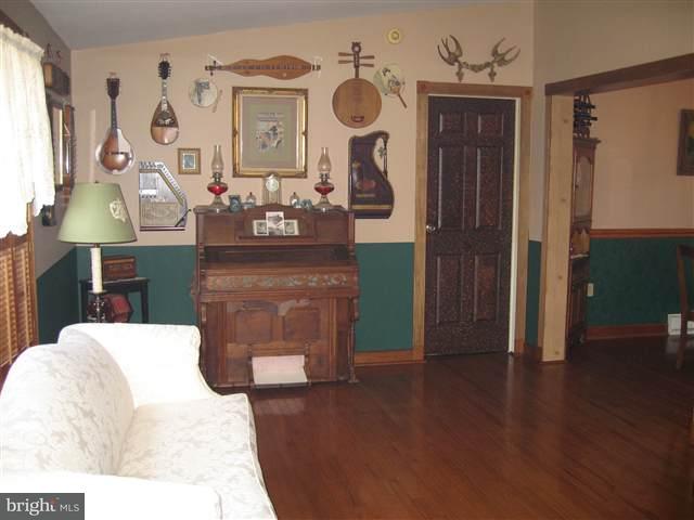 1760 Valley Green Road Etters, PA 17319 - Photo 10 of 11 Gallery Image 10
