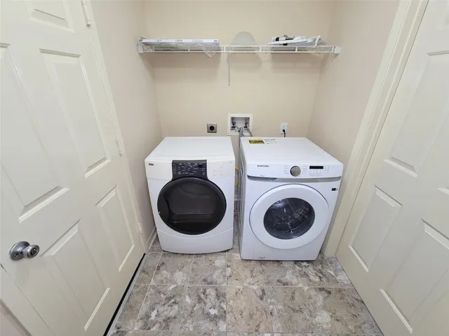 $2,050 | 19718 Byron Meadows Drive, Katy, TX 77449