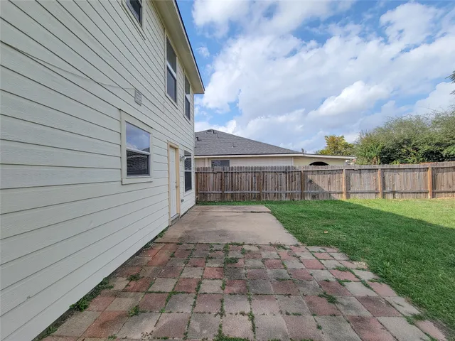 $2,050 | 19718 Byron Meadows Drive, Katy, TX 77449