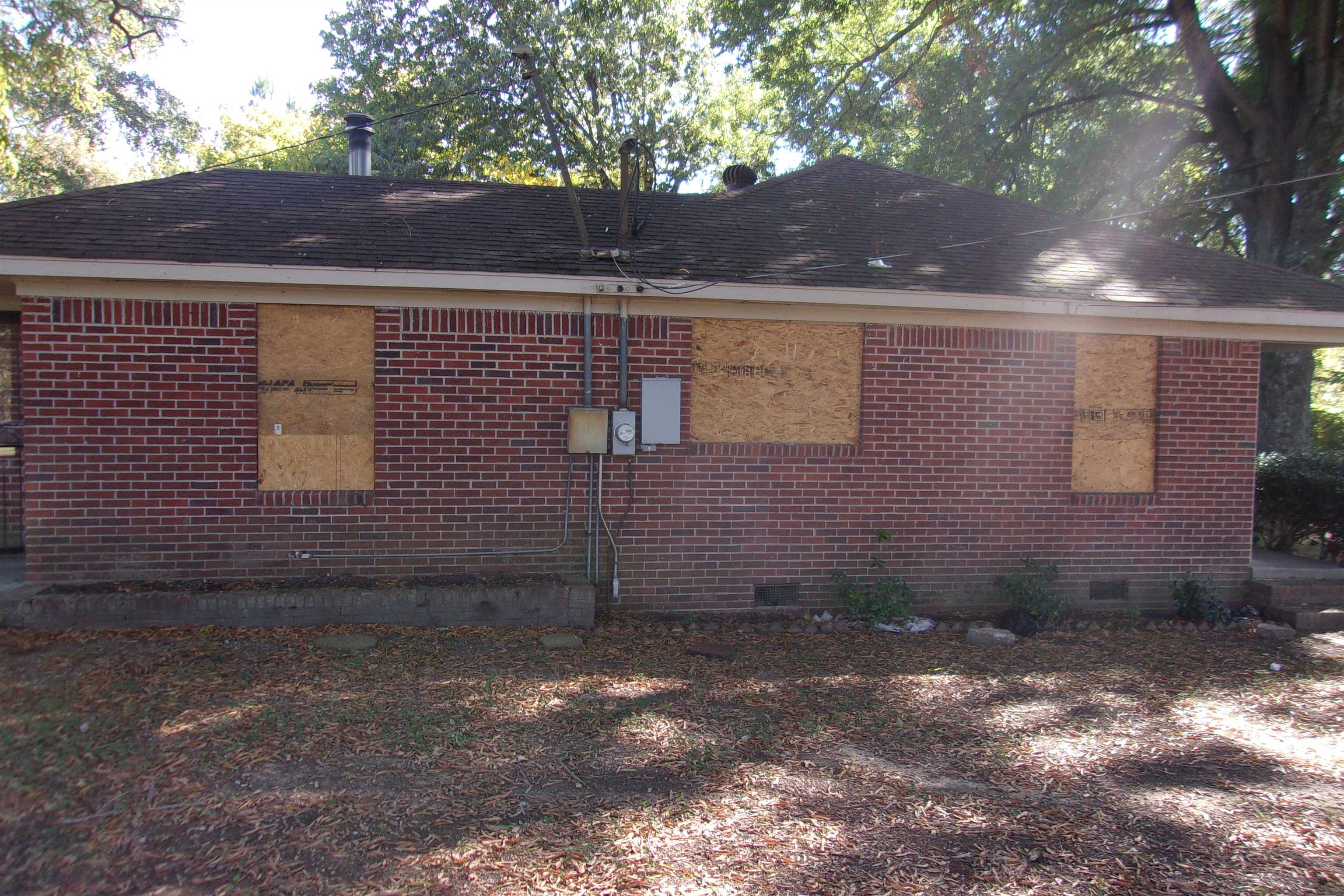980 Circle Road Memphis, TN 38127 - Photo 3 of 14 Gallery Image 3