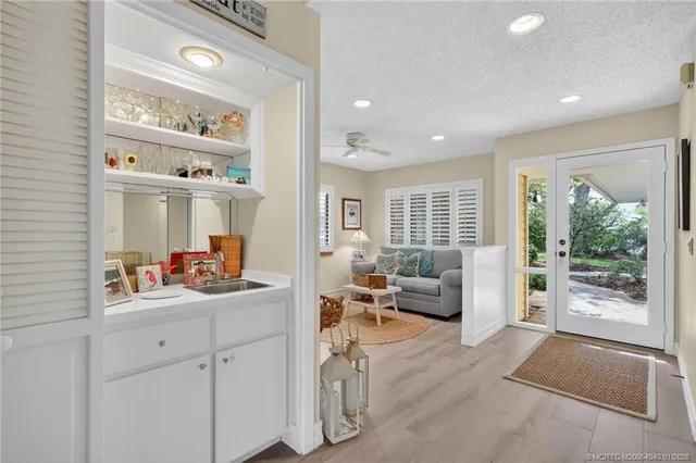 $569,000 | 5253 Southeast Club Way, Stuart, FL 34997