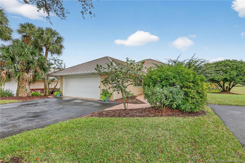 5253 Southeast Club Way Stuart, FL 34997 - Photo 2 of 66