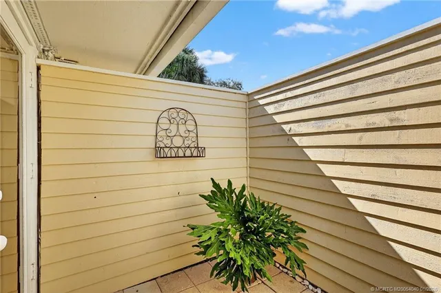 $569,000 | 5253 Southeast Club Way, Stuart, FL 34997