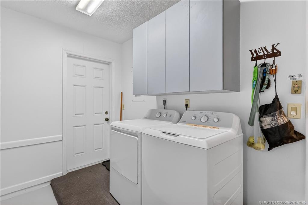 5253 Southeast Club Way Stuart, FL 34997 - Photo 36 of 66 Washer and Dryer