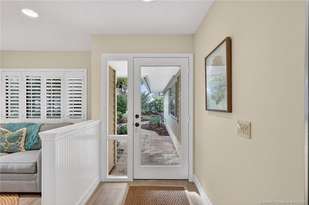 5253 Southeast Club Way Stuart, FL 34997 - Photo 4 of 66 Entrance
