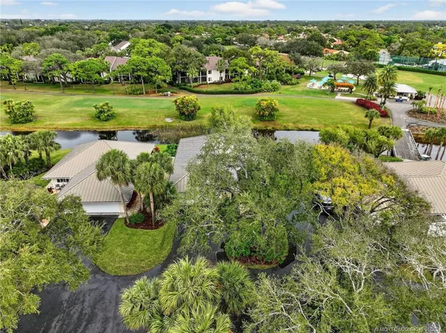 $569,000 | 5253 Southeast Club Way, Stuart, FL 34997