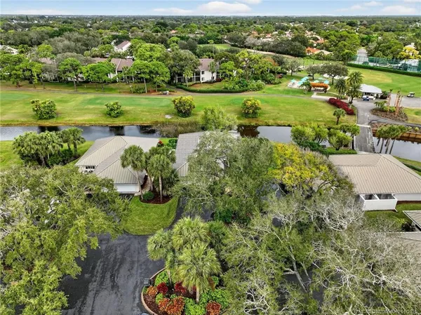 $569,000 | 5253 Southeast Club Way, Stuart, FL 34997