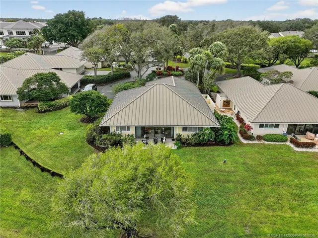 $569,000 | 5253 Southeast Club Way, Stuart, FL 34997